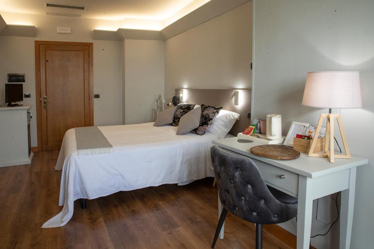 Locanda Agli Amici Кортона Екстериор снимка