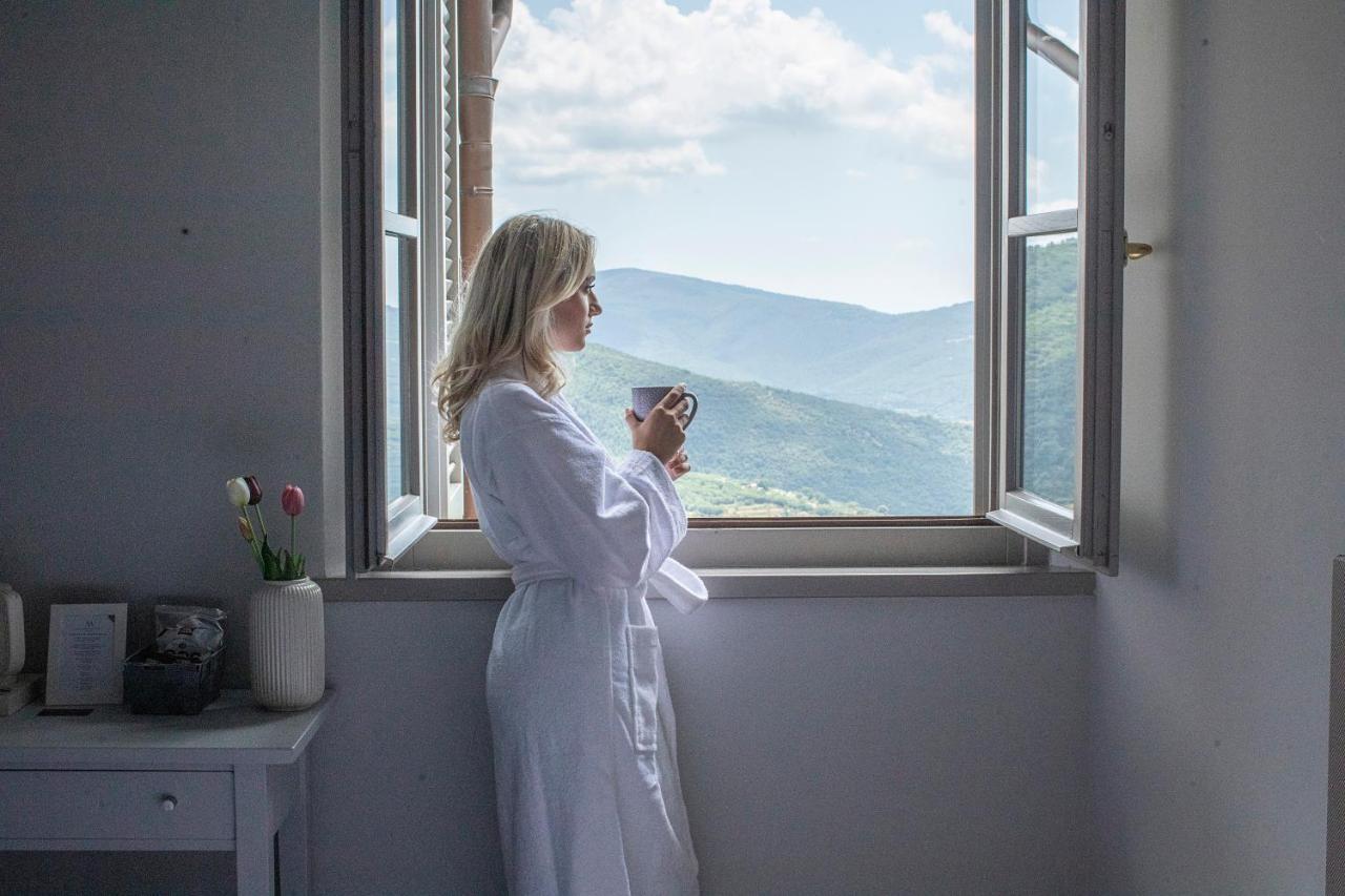 Locanda Agli Amici Кортона Екстериор снимка
